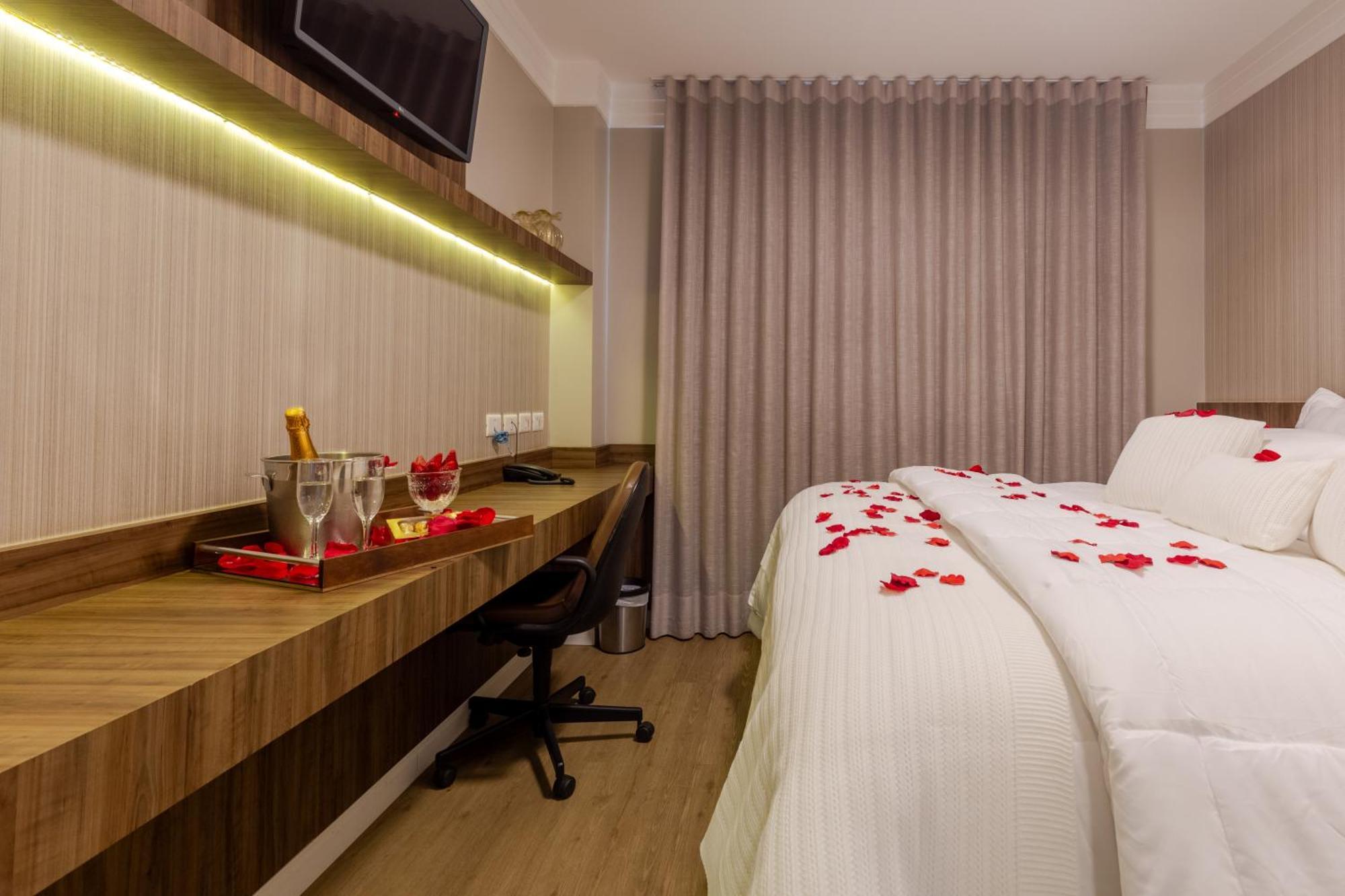 Nohotel Premium Americana Kültér fotó