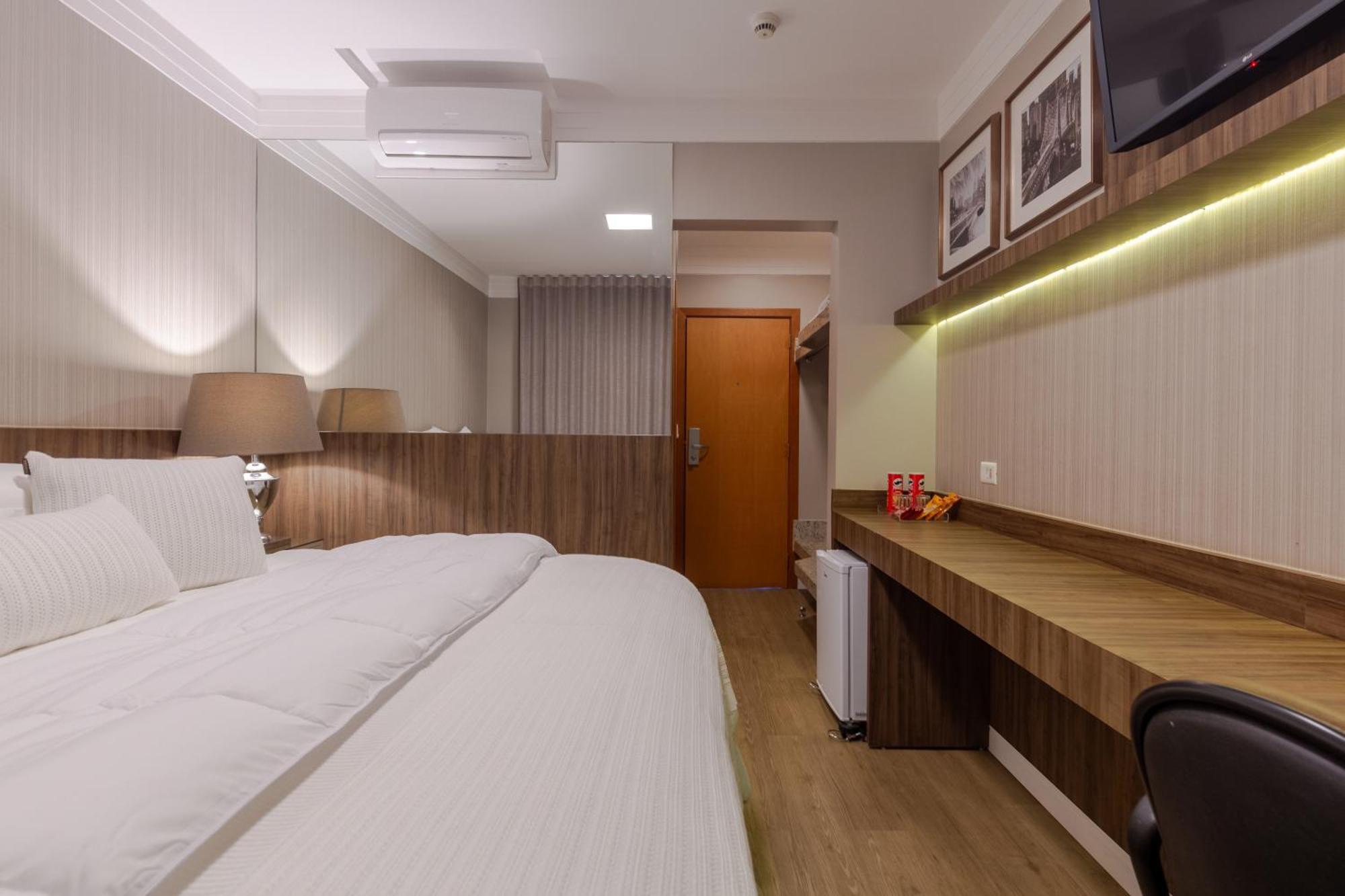 Nohotel Premium Americana Kültér fotó